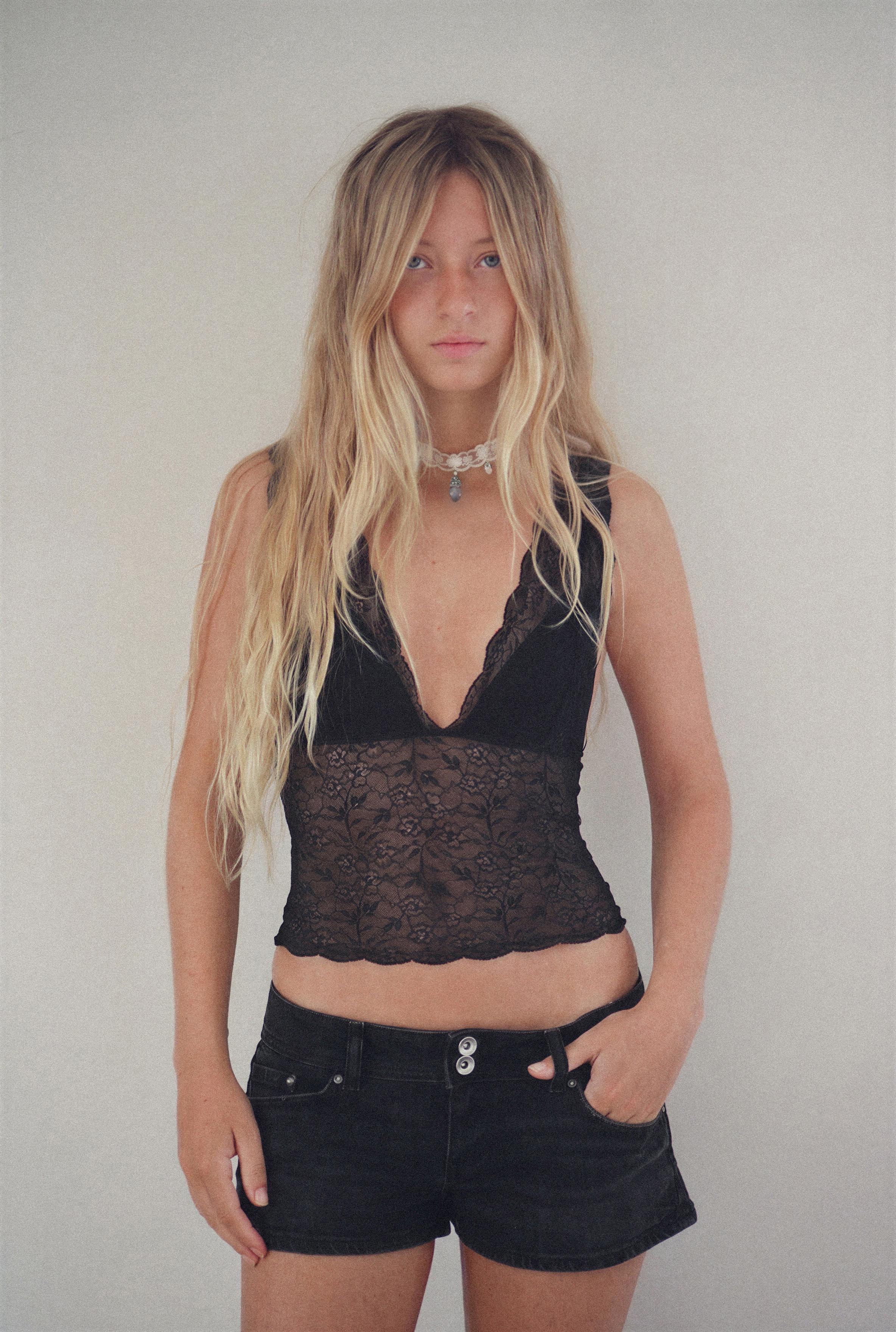 COLLIER CHOKER EN TISSU À BIJOUX